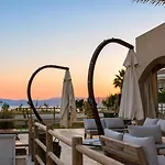 No908 Sunset Hotel Çeşme