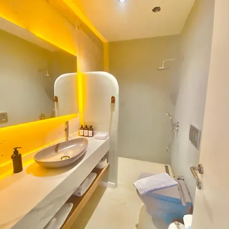 No908 Sunset Bar Hotel Çeşme