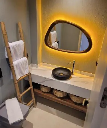 Hotell No908 Sunset Bar *