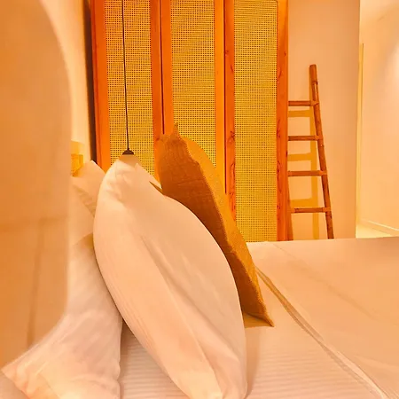 Szálloda No908 Sunset Bar *