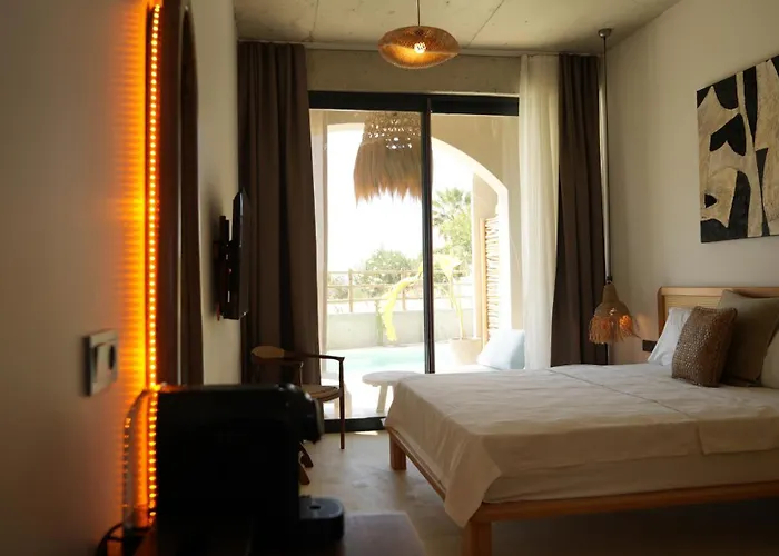 No908 Sunset Hotell *