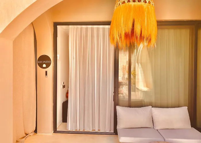 No908 Sunset Hotell Çeşme